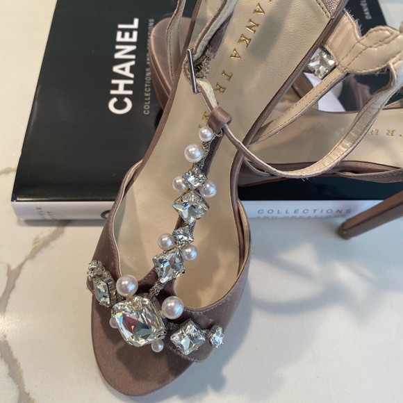 Ivanka Trump Rhinestone & Pearl taupe satin high heels - Picture 1 of 9